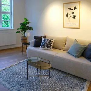 Lady Milavie Apartment